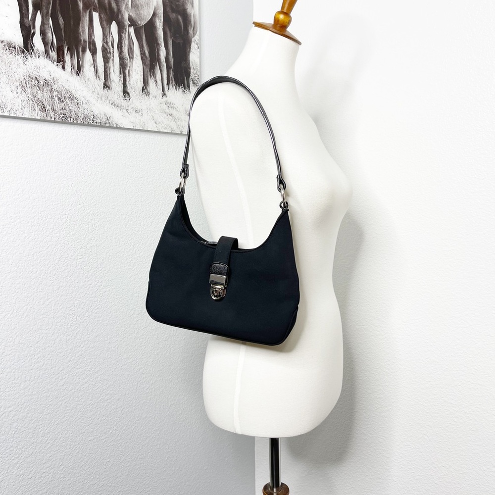 🌸SALE 30%⬇️🌸 Cherokee Black Nylon Shoulder Bag Zip Closure Purse - Picture 4 of 15
